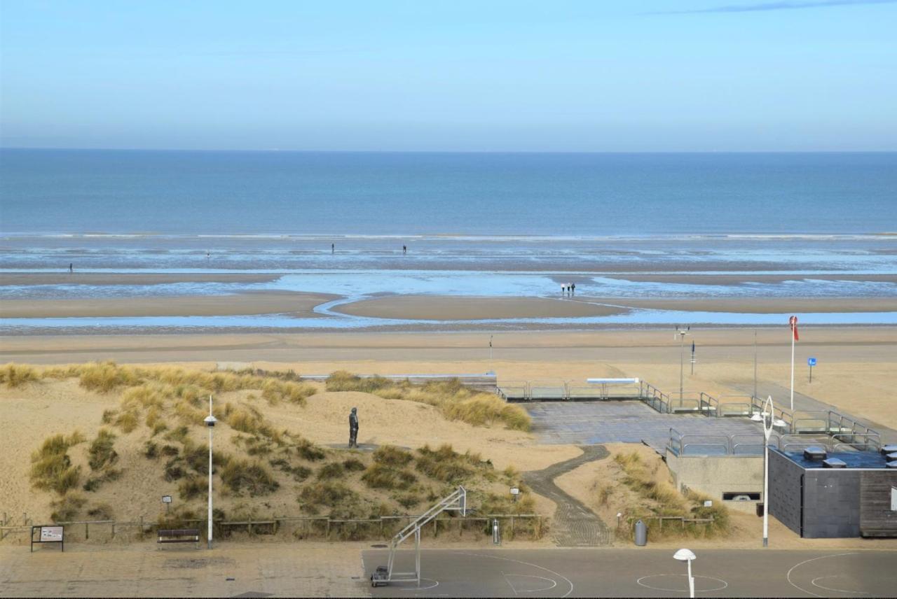 Apartment Sea View Penthouse De Panne