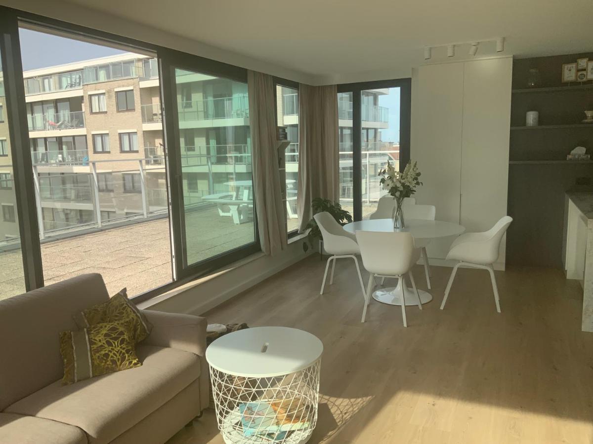Apartment Sea View Penthouse De Panne